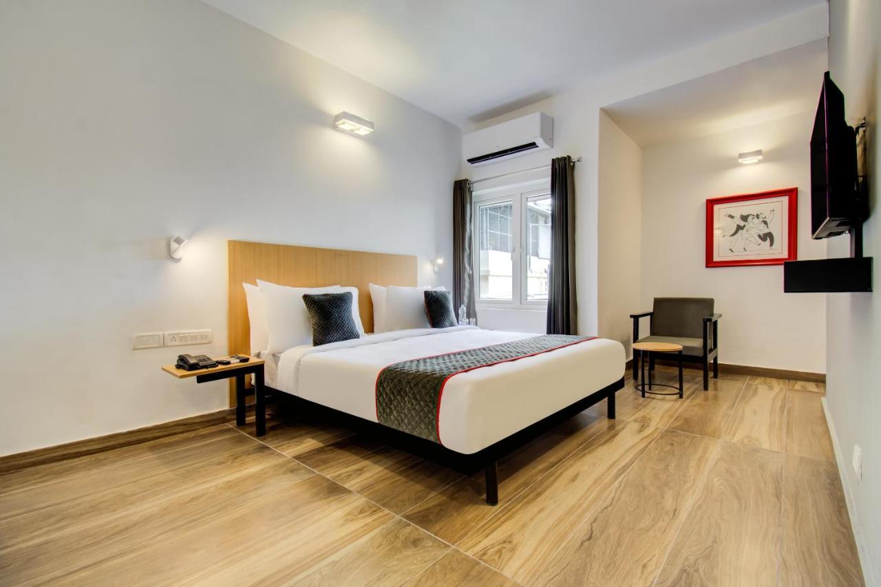 Отель Oyo Townhouse 061 Gcda Kakkanad Signal Коччи Экстерьер фото